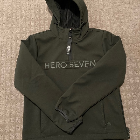 Parka - Picture 1 of 4